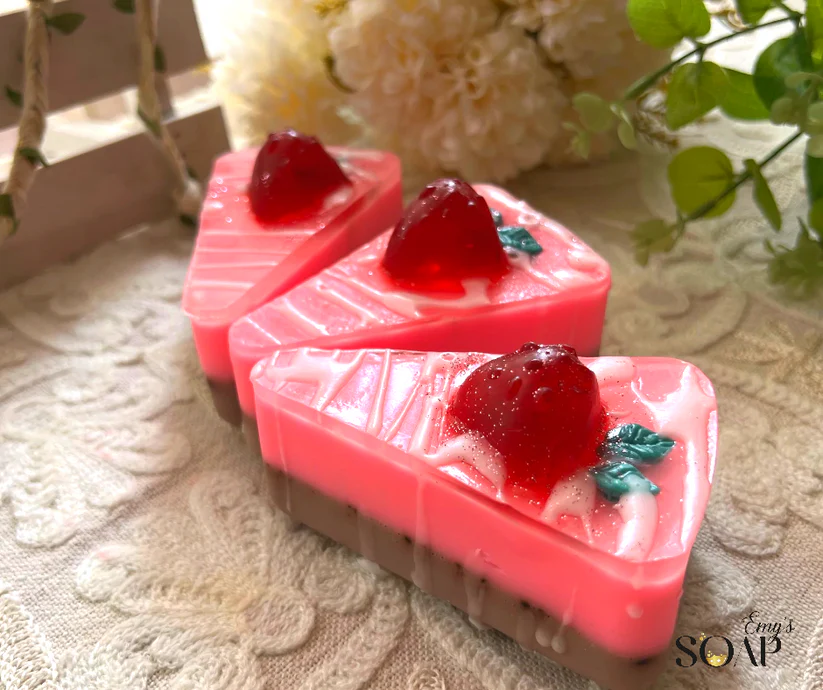 chees cake strawberry