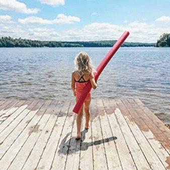 نودلز سباحة قابلة للطي للاستمتاع في البحر والبسين 130 سم