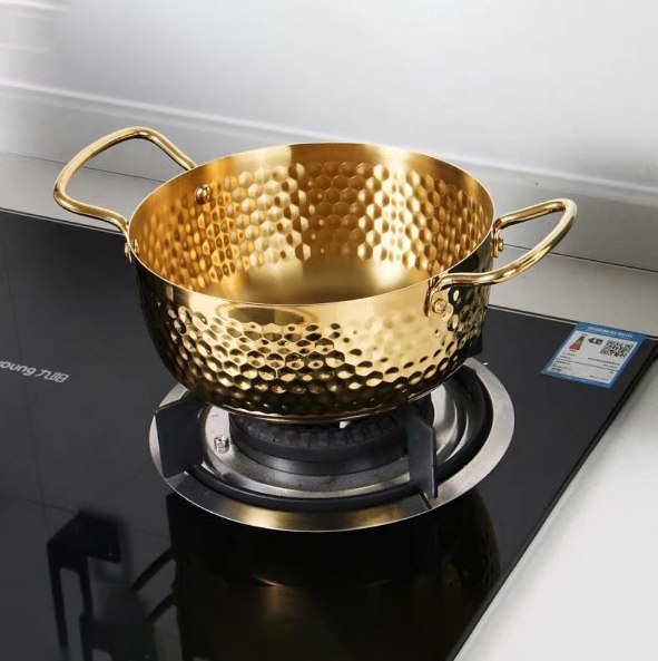 حلة عميقة لتسوية وتقديم الطعام من الاستانليس ستيل مطلية باللون الذهبي 16 سم