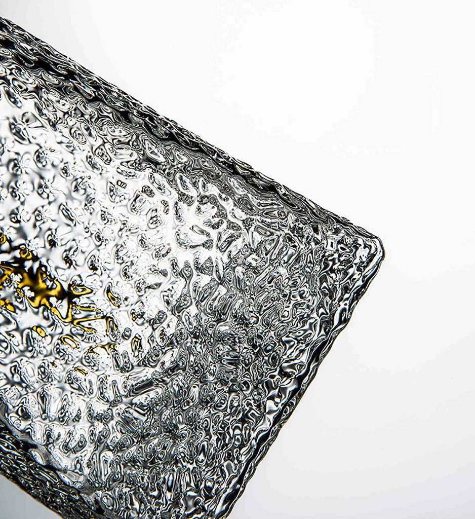 طقم كوبايات زجاجي منقرش 6 قطع بيد الوان مختلفة لتقديم الشاي والقهوه للضيوف