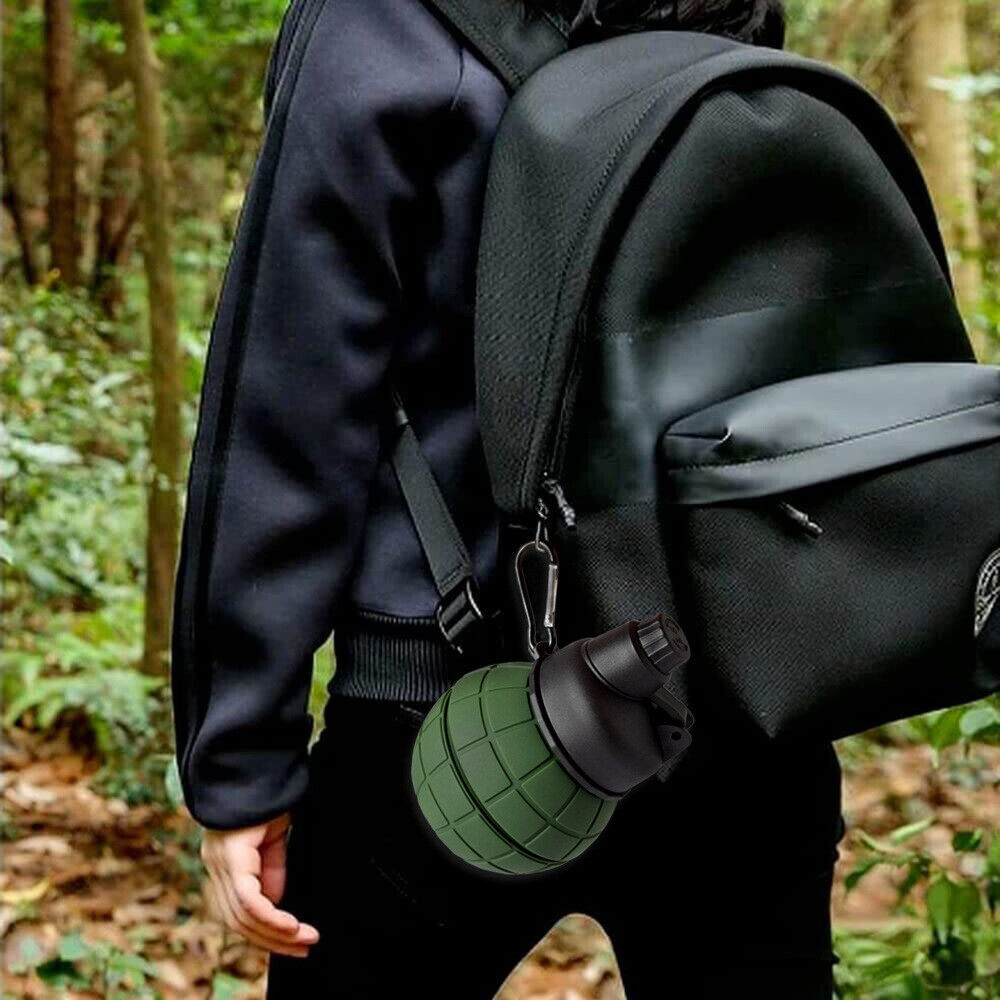 زجاجة مياه سيليكون للمشروبات الباردة والساخنة قابله للطي للرحلات والسفر وتسلق الجبال بميدالية لسهولة الحمل والتعليق 550 ملي