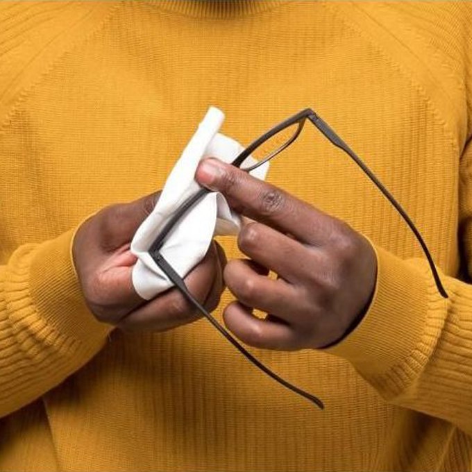 AH-143-A	مناديل مطر