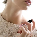 بخاخ عطر ميني قابل لإعادة التعبئة لشنط اليد والسفر والرحلات الوان مختلفة