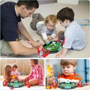 لعبة ملعب كرة القدم تفاعلية مصممة لفردين عبارة عن ملعب كرة قدم و6 قطع من الكرة للاطفال والكبار