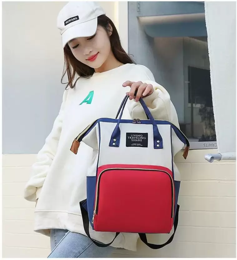 شنطة ظهر للامهات لحمل ادوات البيبي مقسمة بسعة كبيرة لحمل الملابس و الحفاضات والببرونة للسفر والخروج