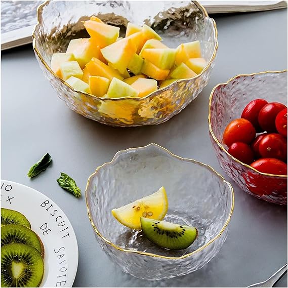 طقم بولات  3 قطع زجاج شفاف منقرش مع حواف باللون الجولد غير منتظمة بمقاسات مختلفة بتقديم السلطات و الفاكهة للضيوف بشكل مختلف
