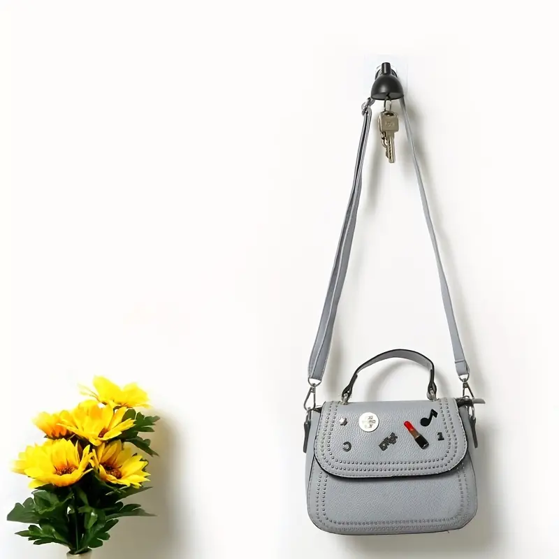 حامل مفاتيح مغناطيسي علي شكل اباجورة مع لصق دبل فيس