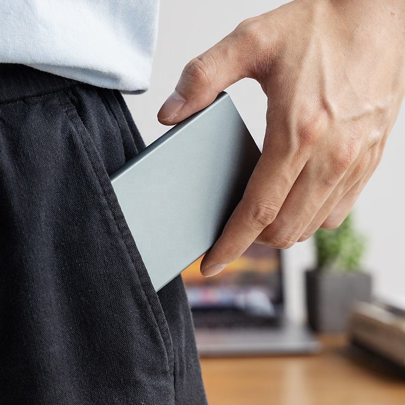 حافظة كروت وبطاقات ائتمان معدن اوتوماتيكية