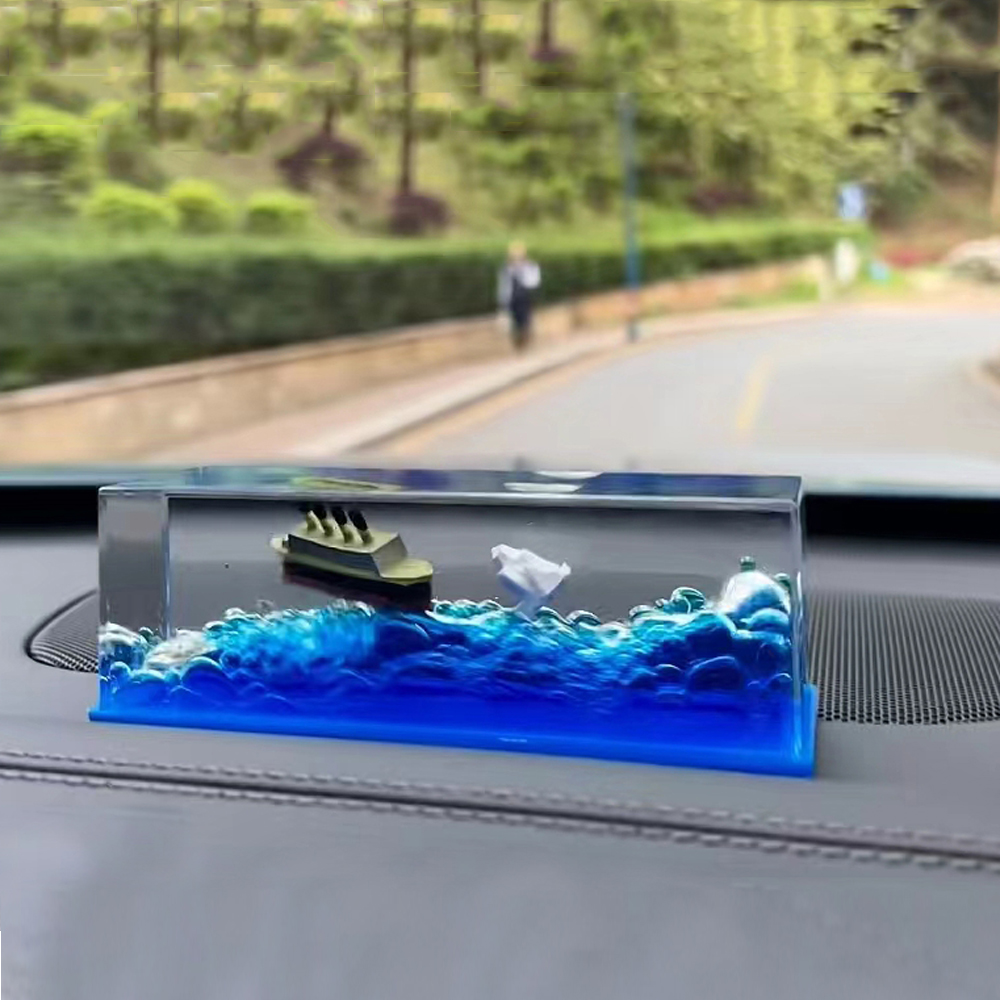 اكسسوار علي شكل سفينة بحرية لتزين ديكور السيارة