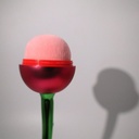 فرشة ميكاب لدمج الكنتور والكونسيلر وكريم الاساس شكل وردة