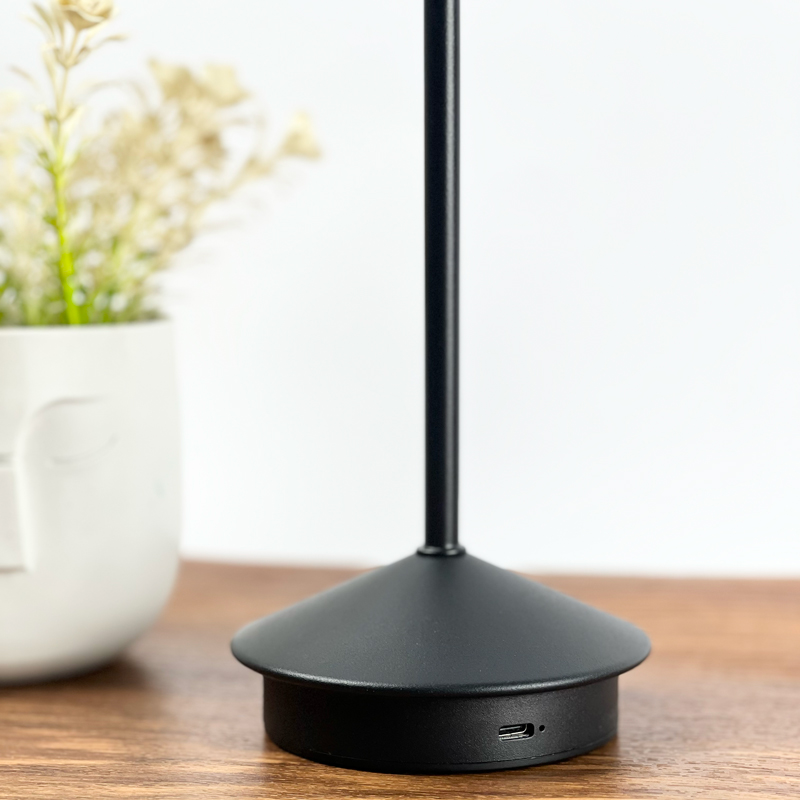 اباجورة مكتب تاتش ب2 رأس قابلة للدوران بيو اس بي للشحن