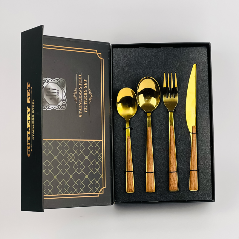 طقم معالق وشوك وسكاكين ستاليس ستيل جولد بيد خشب - 24 قطعة