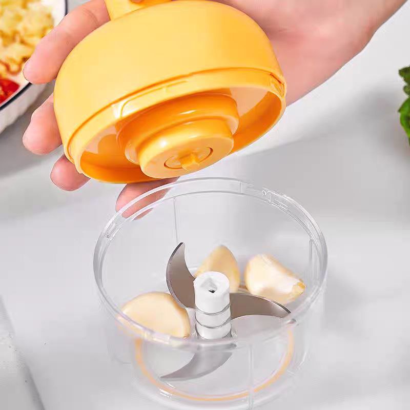 قطاعة ومفرمة يدوية للتوم والبصل والخضروات بشفرات ستاليس من الداخل  شكل بطة