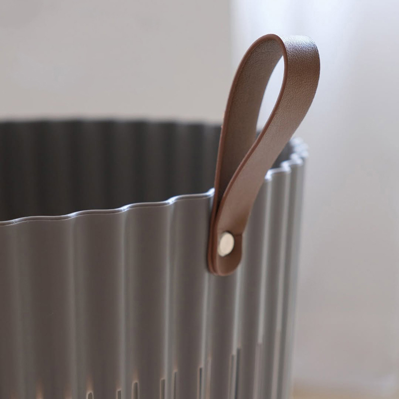 باسكت غسيل بيد جلد من الجانبين لحمل وتنظيم الملابس والعاب الاطفال