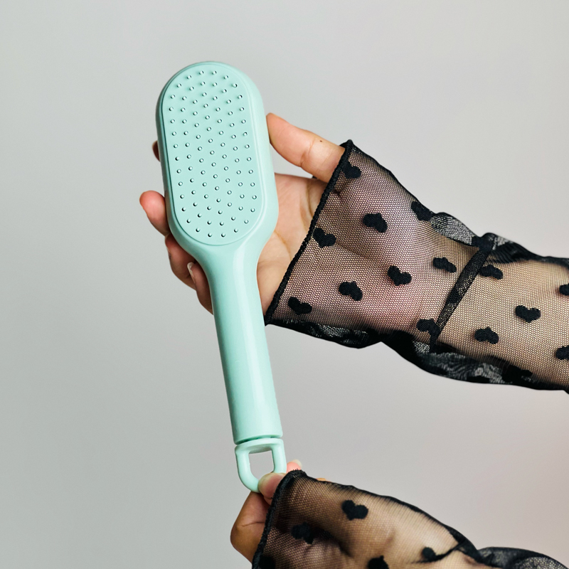 فرشة شعر لفك التشابك ذاتية التنظيف بتصميم قابل للسحب