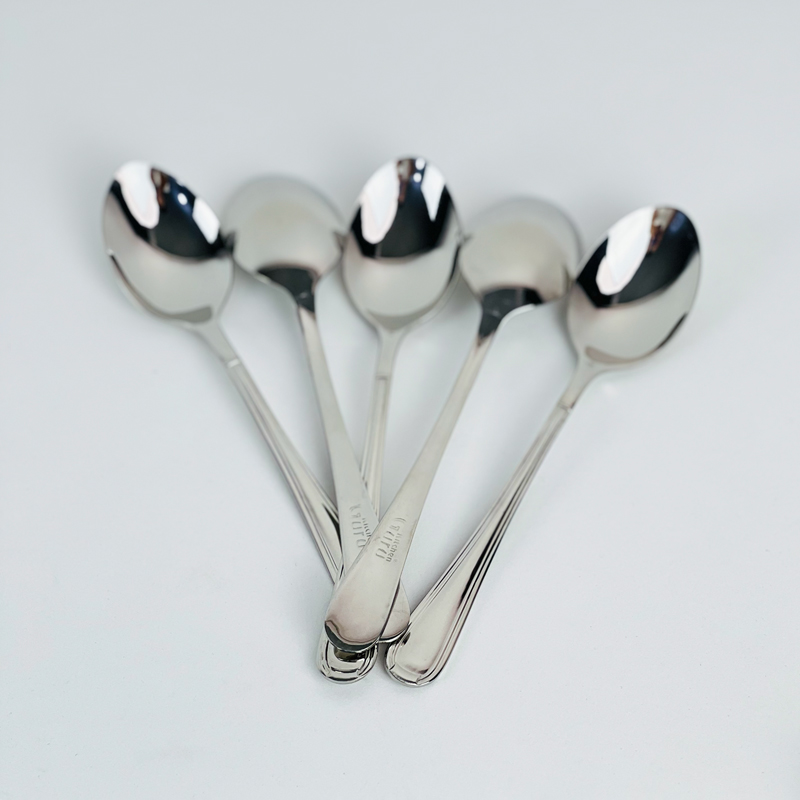 طقم معالق شاي استانلس ستيل 12 قطعة باللون الفضي