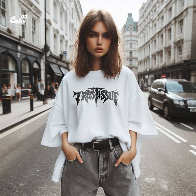 Trust Issue تيشيرت اوفر سايز قطن باللون الابيض للنساء