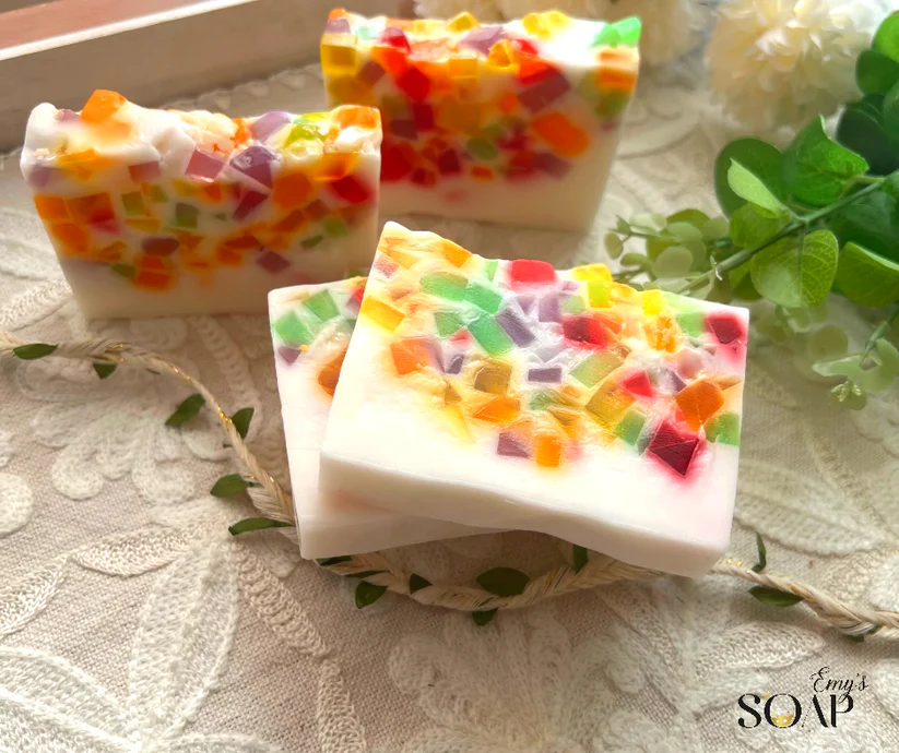 صابونة كاساتا بزيوت الفواكه وجوزالهند و زبدة المانجو - 120جرام