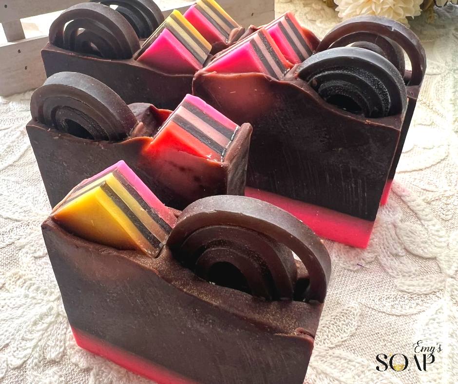 صابونة العرقسوس لتفتيح وترطيب البشرة - 150 جرام