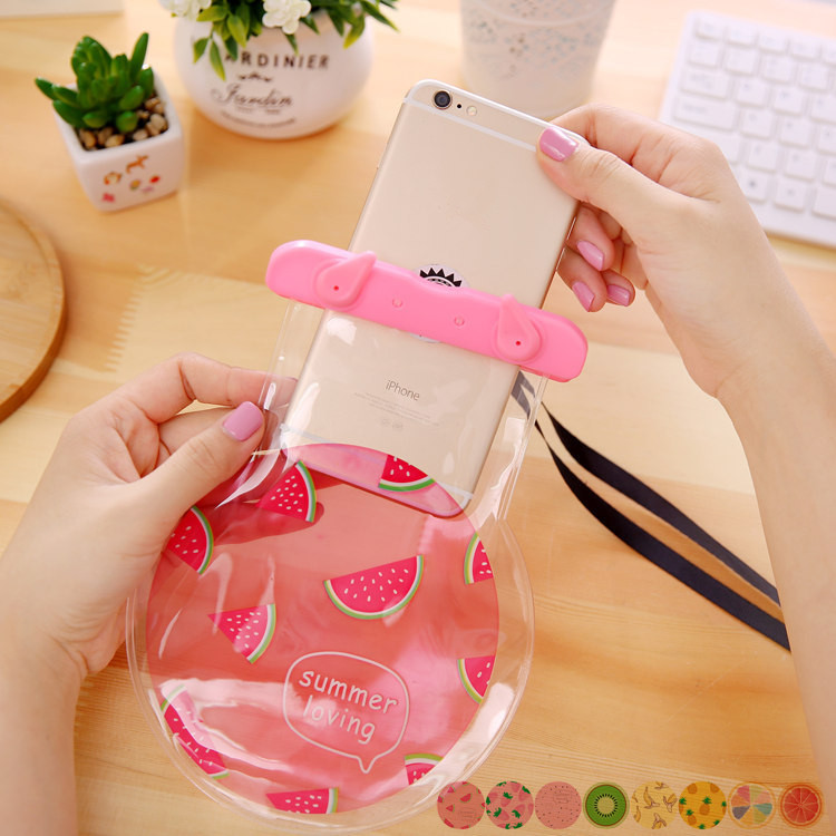 جراب موبايل ضد الماء محكم الغلق للتصوير تحت الماء باشكال فواكه الصيف المميزة