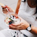 بوله زجاج 825 ملي غطاء شكل خشبي ‏للايس كريم والفروت سلات وحفظ وتنظيم المكسرات والكاندي