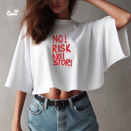 No Risk No Story كروب توب اوفر سايز باللون الابيض