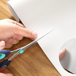 [HH00009038] رول بطانة وتربروف مانع للأنزلاق 10 متر لأرفف وأدراج الدواليب والثلاجات قابل للقص والغسيل